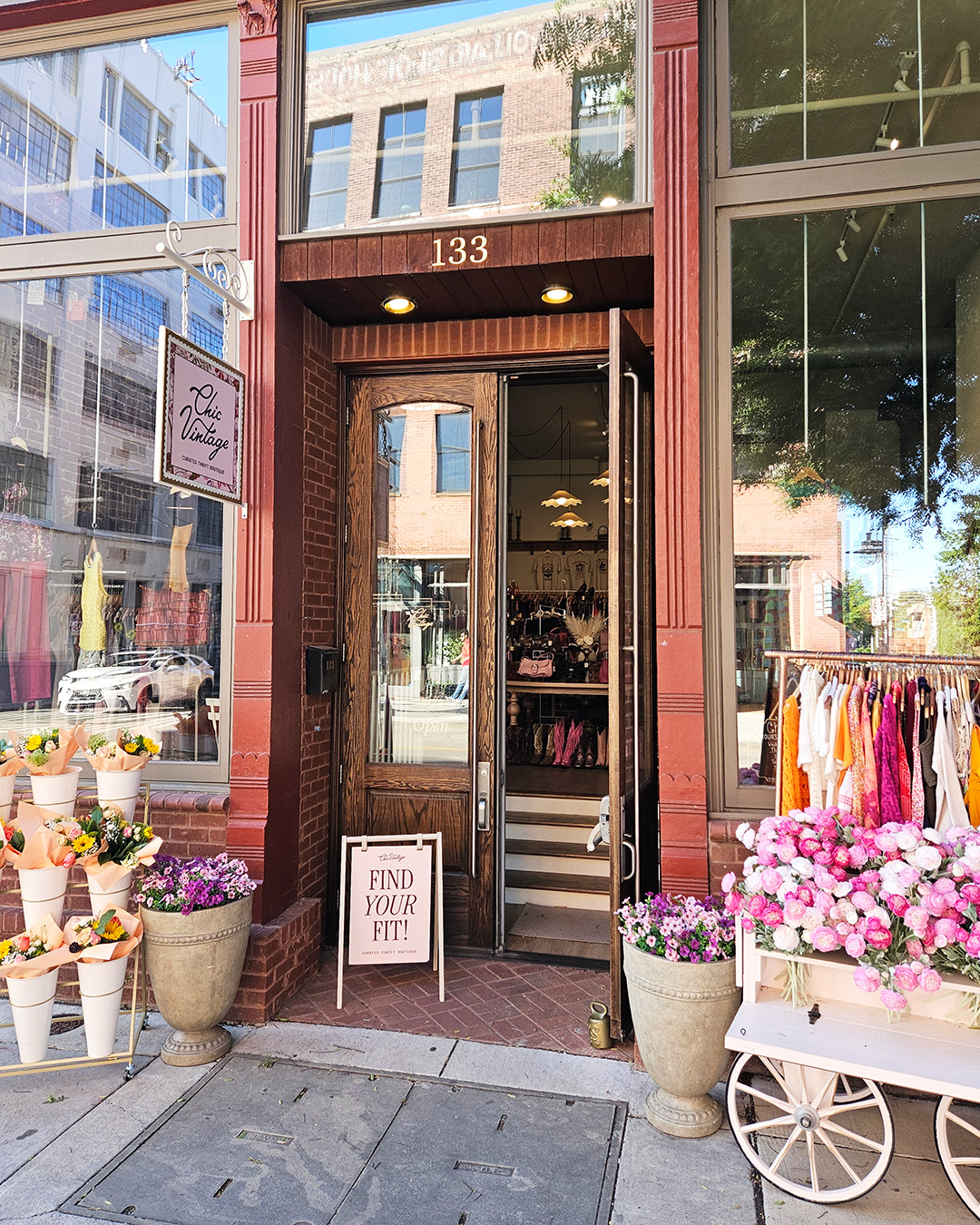 Chic Vintage storefront at 133 W Jackson Ave, Knoxville's Old City